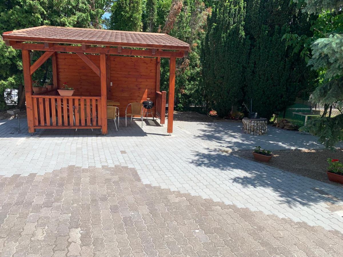 Borsi Apartman Balatonalmádi Zewnętrze zdjęcie