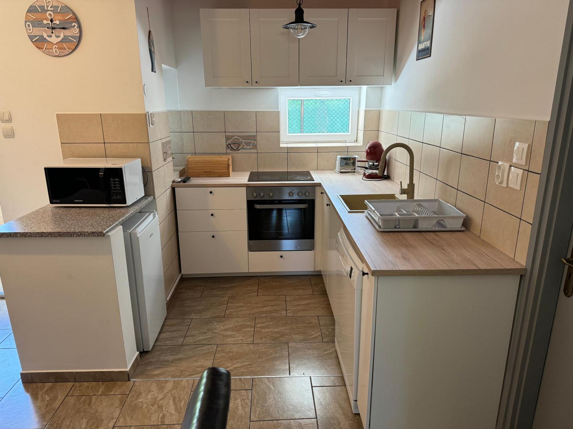 Borsi Apartman Balatonalmádi Zewnętrze zdjęcie